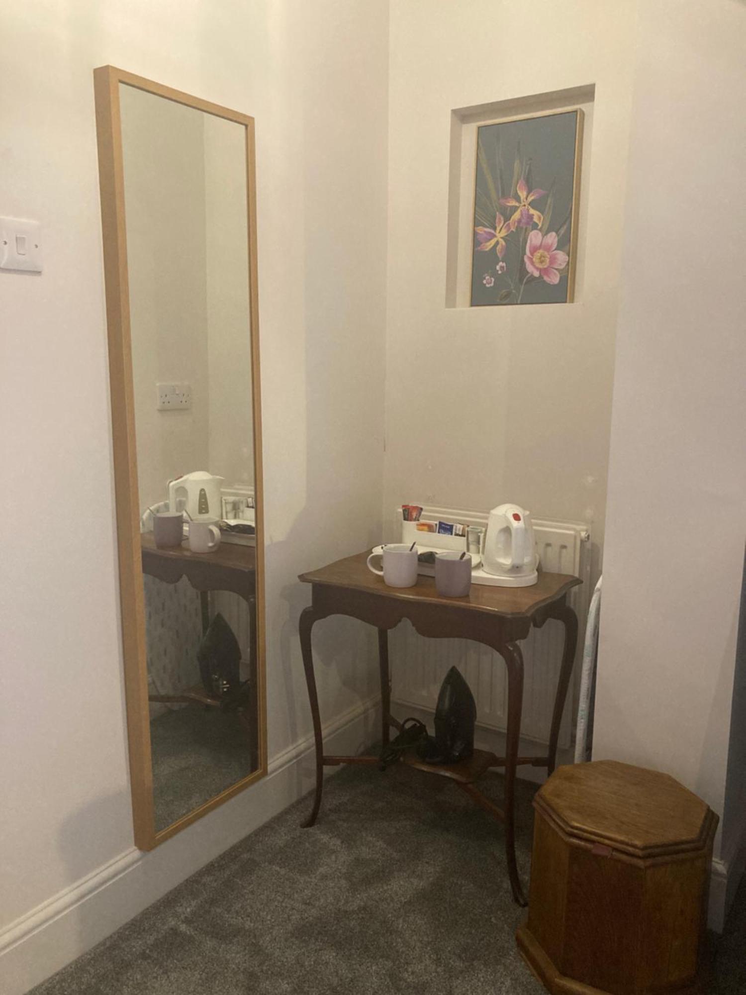 Crick Cottage Rooms Екстер'єр фото